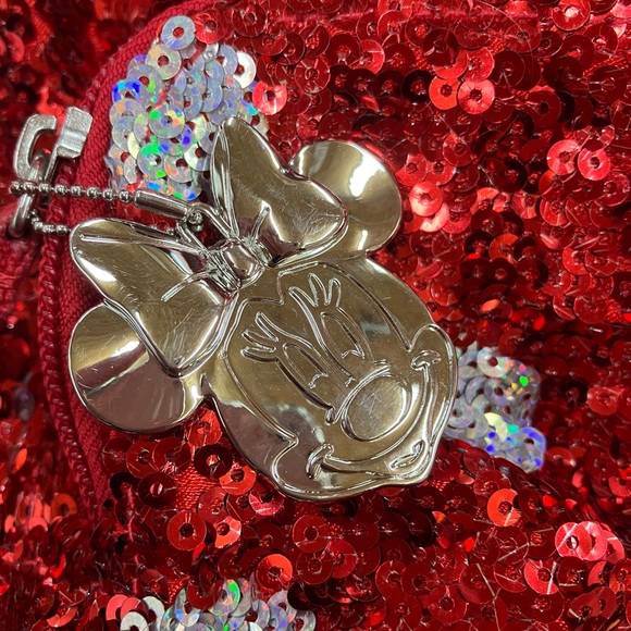 Minnie Mouse backpack - Picture 5 of 8